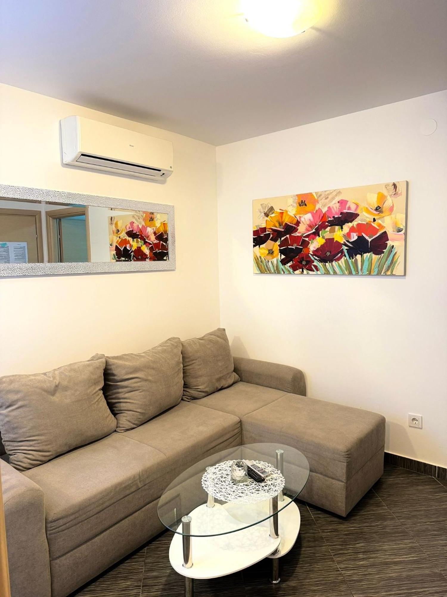 Villa Domgjoni Crikvenica Oda fotoğraf