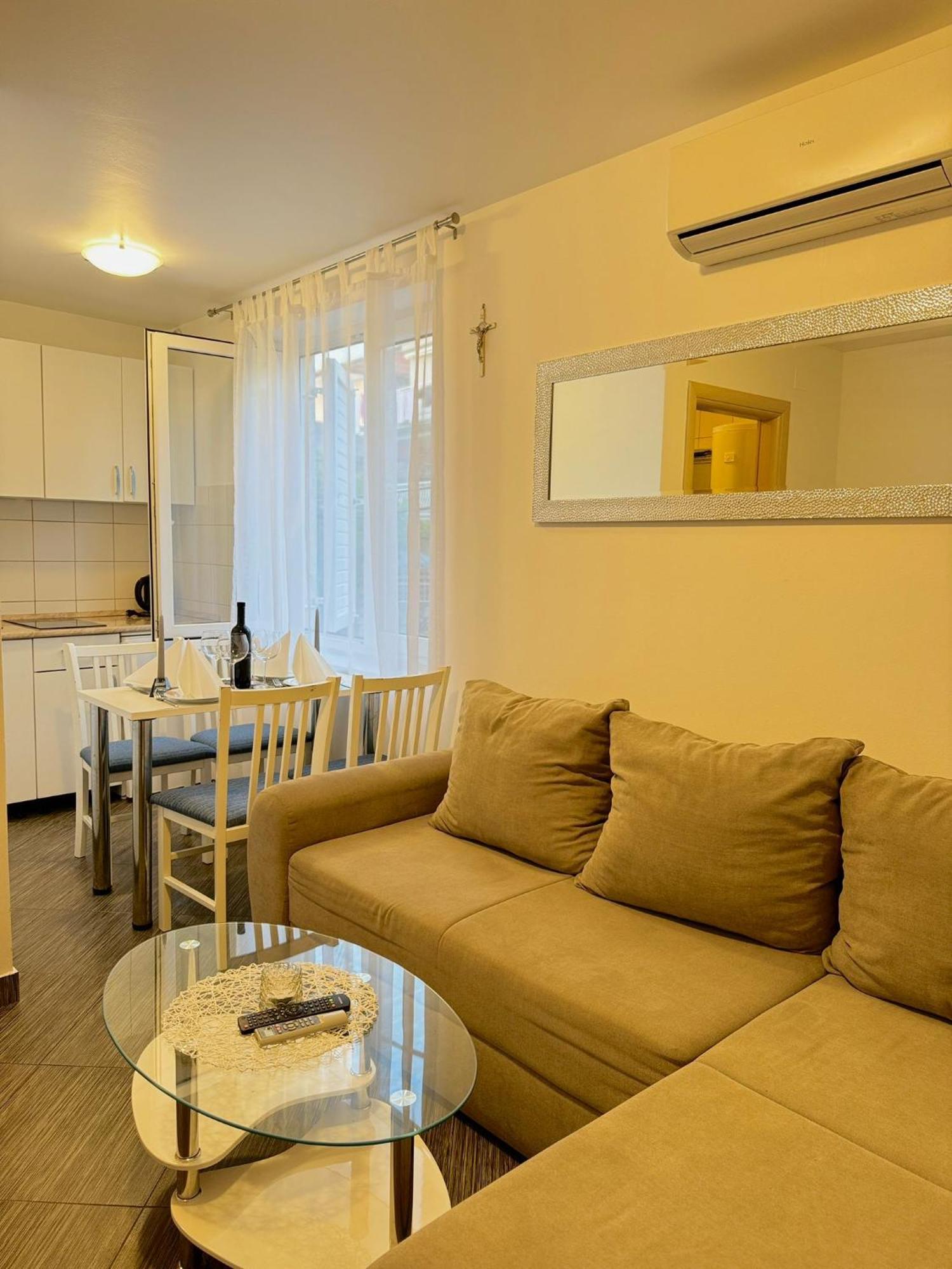 Villa Domgjoni Crikvenica Oda fotoğraf